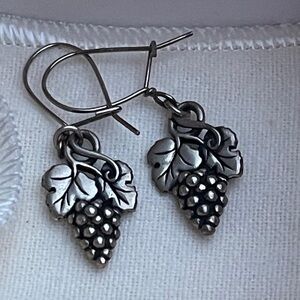 James Avery Rare Retired grapevine ear hooks